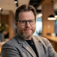 Bernhard Huber — Strategi och produkt